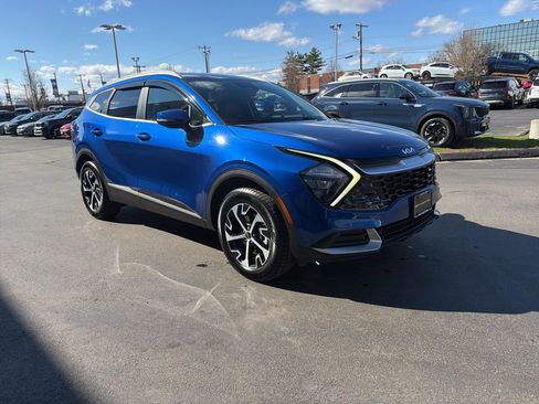 Used 2023 Kia Sportage EX image 4