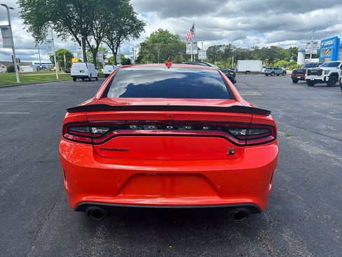 Used 2023 Dodge Charger Scat Pack w/ Technology Group RWD image 6