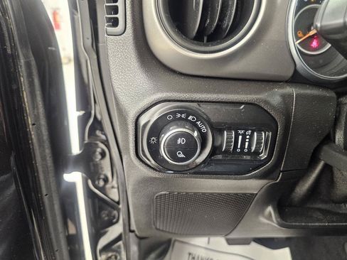 Used 2020 Jeep Gladiator Sport w/ Quick Order Package 24S AWD/4WD image 10
