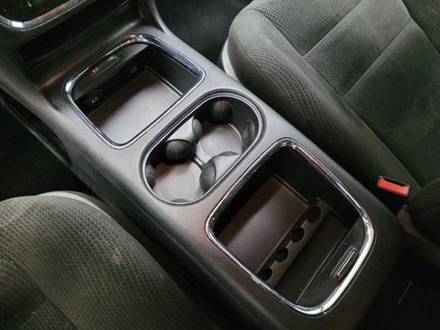 Used 2016 Dodge Grand Caravan SXT FWD image 26