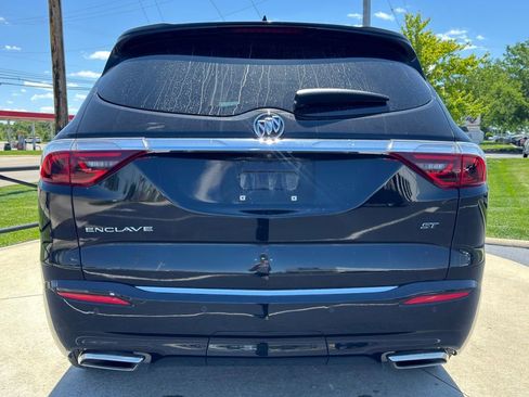 Used 2024 Buick Enclave Essence w/ Experience Buick Package FWD image 6