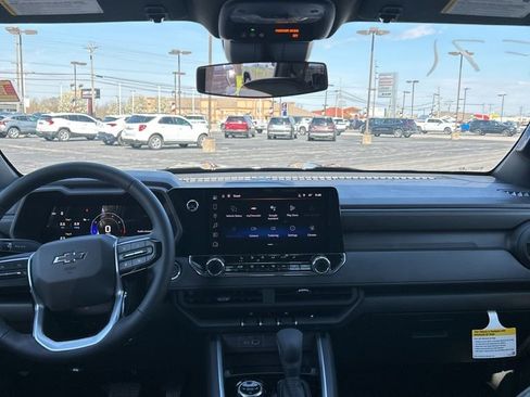 New 2026 Chevrolet Colorado Trail Boss AWD/4WD image 48