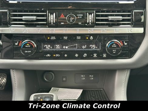 New 2026 Nissan Pathfinder SL AWD/4WD image 8