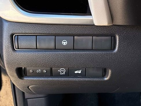 Used 2023 Nissan Rogue SL w/ SL Premium Package AWD/4WD image 25