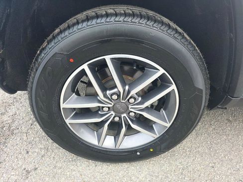 Used 2020 Jeep Grand Cherokee Limited image 22