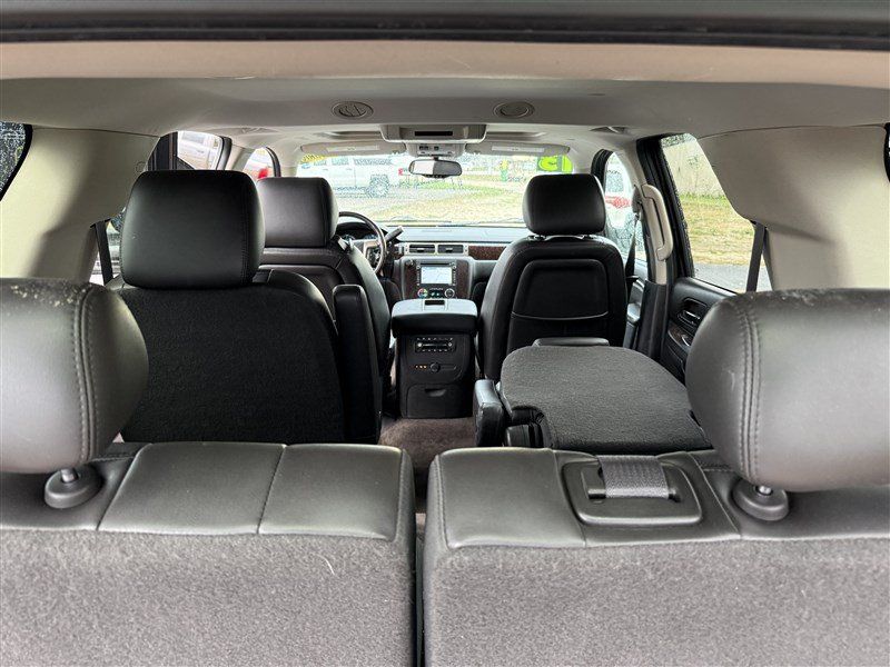 Used 2013 GMC Yukon Denali AWD/4WD image 7