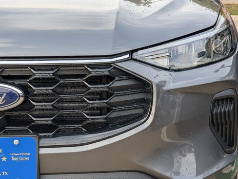 New 2026 Ford Escape ST-Line w/ Tech Pack #1 image 8