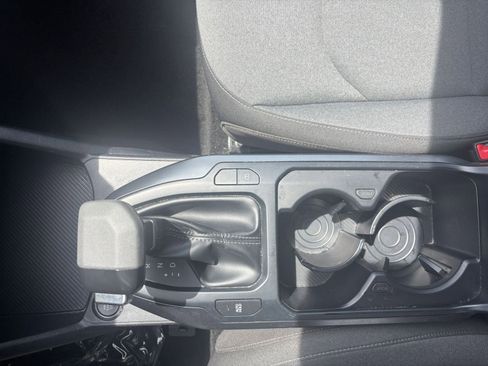 Used 2025 Kia K4 FWD image 42