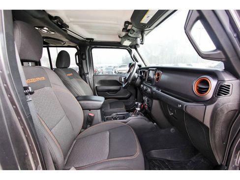 Used 2023 Jeep Gladiator Mojave image 26