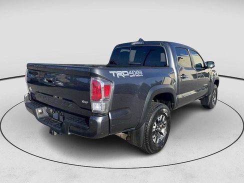 Used 2021 Toyota Tacoma TRD Off-Road w/ Technology Package AWD/4WD image 5