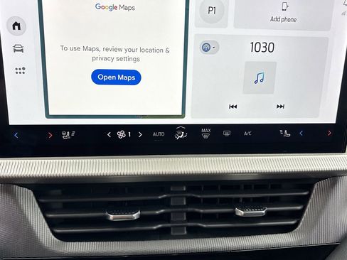 Certified 2025 Ford Explorer ST-Line w/ Premium Package image 22