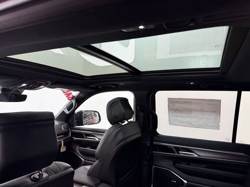 New 2026 Jeep Grand Wagoneer 4WD image 20