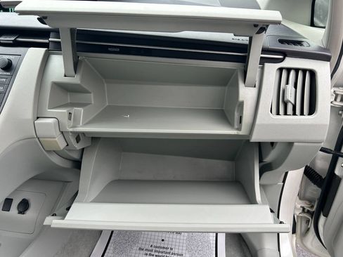 Used 2011 Toyota Prius Three image 27