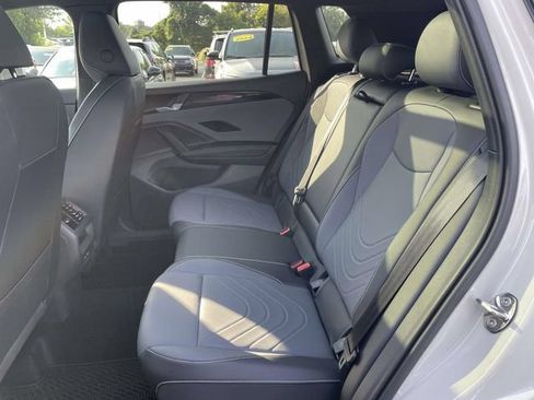 Certified 2026 Volkswagen Tiguan SE R-Line FWD image 12