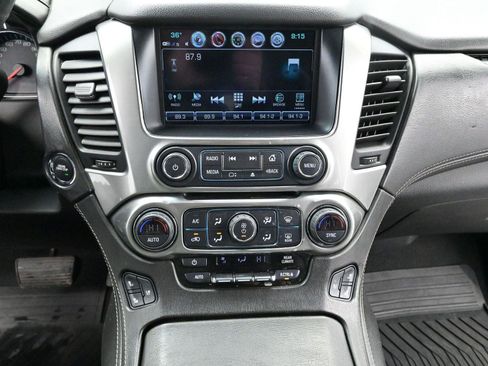 Used 2019 Chevrolet Suburban Premier image 26