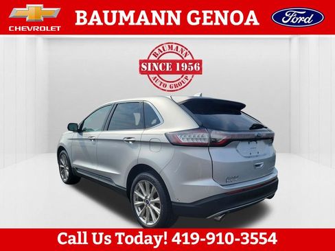 Used 2018 Ford Edge Titanium w/ Equipment Group 302A FWD image 8