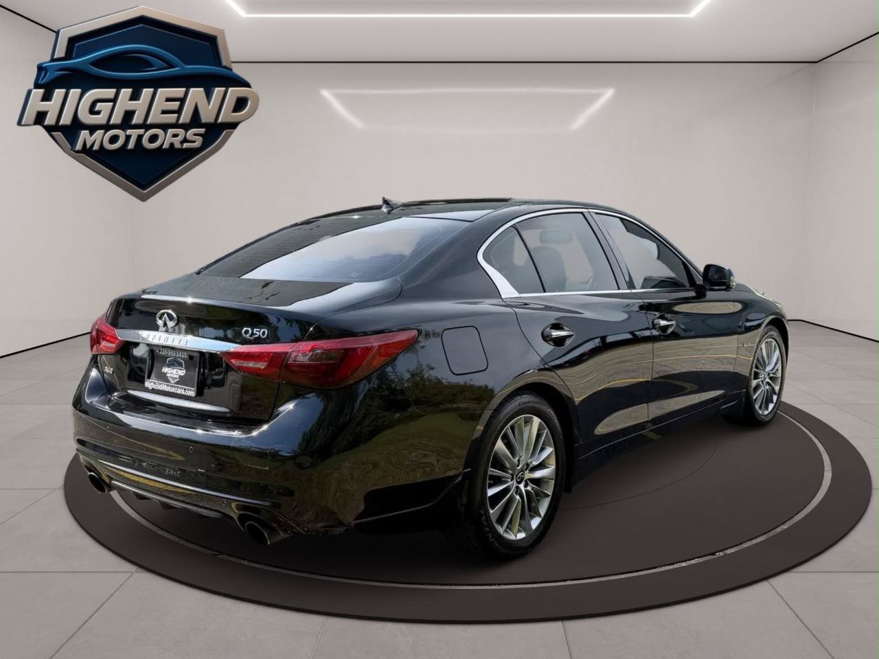 Used 2019 INFINITI Q50 Luxe w/ Essential Package (3.0T Luxe) AWD/4WD image 6