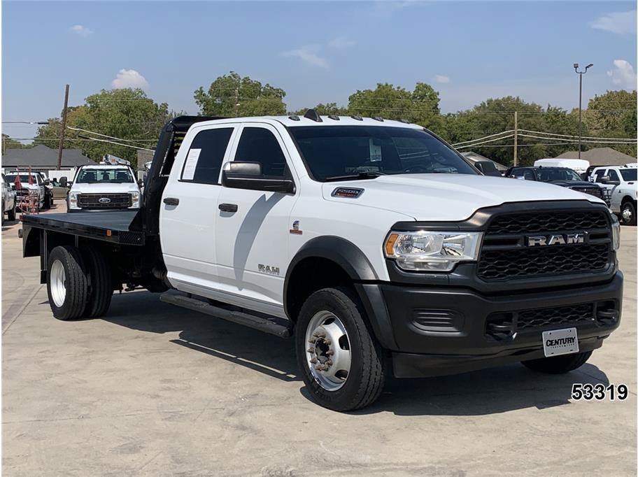 Used 2021 RAM 5500 Tradesman RWD image 3
