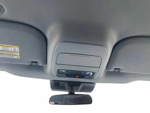 Used 2021 Ford F150 XLT image 27