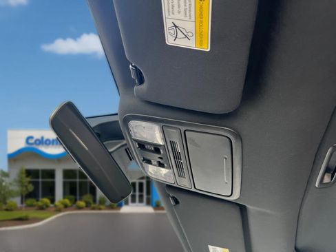 Used 2025 Honda Passport EX-L image 23