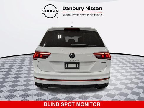 Used 2022 Volkswagen Tiguan SE R-Line AWD/4WD image 4