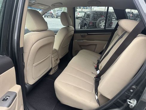 Used 2012 Hyundai Santa Fe GLS AWD/4WD image 10