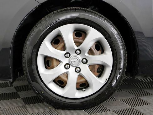 Used 2013 MAZDA MAZDA3 i Sport image 45