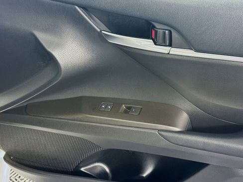 Used 2023 Toyota Camry SE image 28