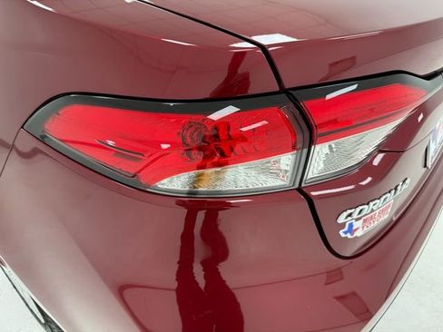 Used 2026 Toyota Corolla LE FWD image 36