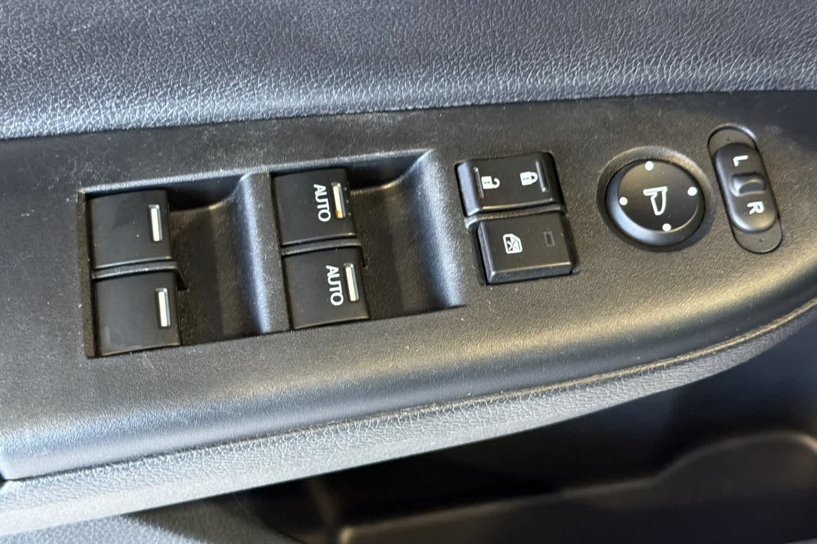 Used 2015 Honda Accord EX-L image 15