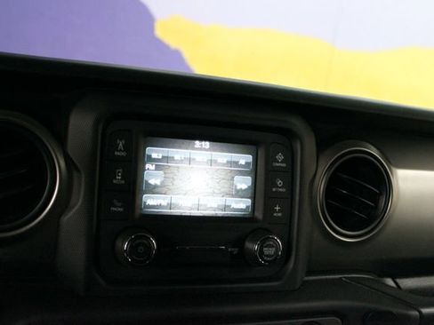 Used 2018 Jeep Wrangler Unlimited Sport w/ Cold Weather Group AWD/4WD image 16