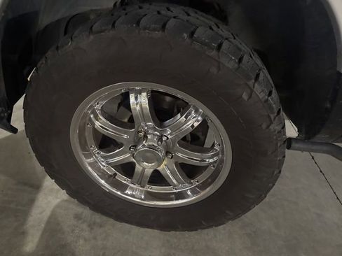 Used 2014 RAM 1500 Outdoorsman image 12