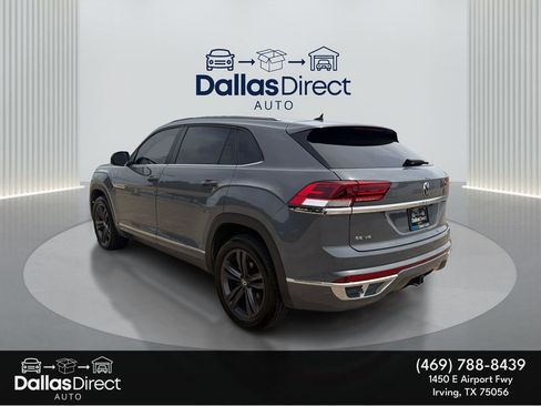 Used 2021 Volkswagen Atlas Cross Sport SE w/ Panoramic Sunroof Package FWD image 8