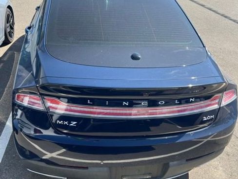 Used 2018 Lincoln MKZ Reserve w/ Technology Package FWD image 13