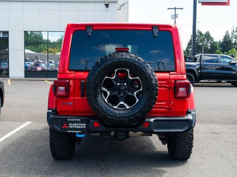 Used 2021 Jeep Wrangler Unlimited Rubicon 4xe w/ Cold Weather Group AWD/4WD image 5