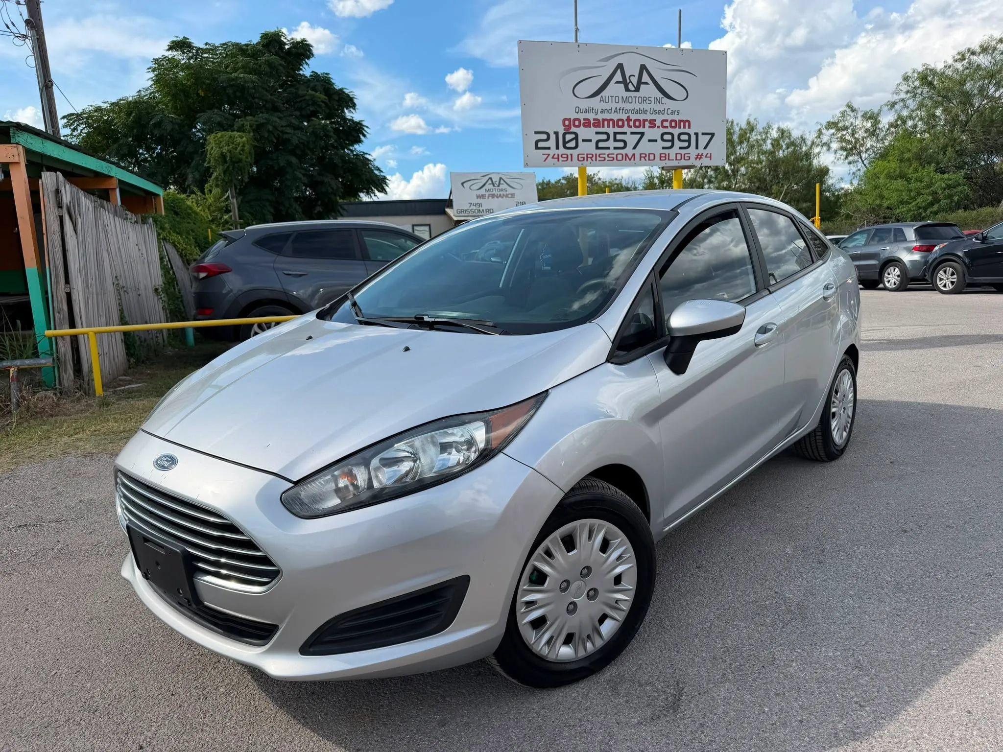 Used 2019 Ford Fiesta S FWD image 1