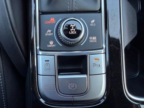 Used 2025 Kia Telluride EX X-Line AWD/4WD image 25