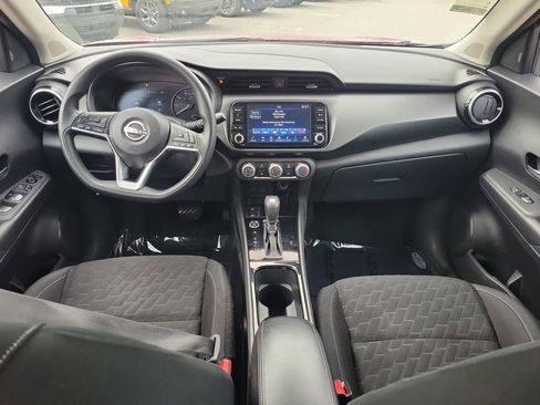 Used 2023 Nissan Kicks SV FWD image 12