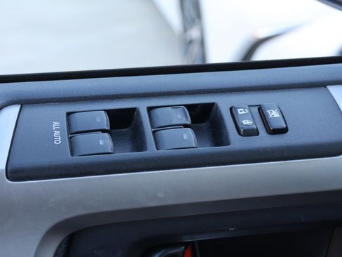 Used 2014 Toyota 4Runner SR5 image 13