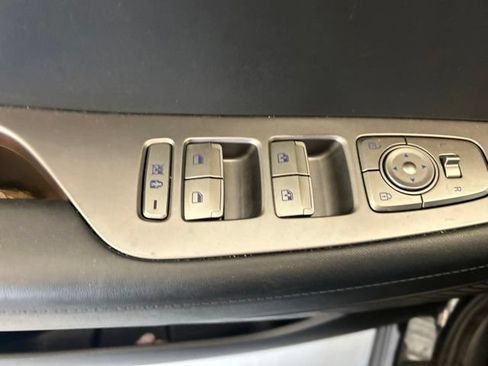 Used 2025 Hyundai Palisade SEL FWD image 23