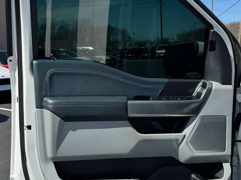 Used 2023 Ford F150 Limited image 13