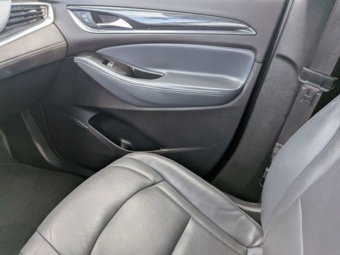Used 2023 Buick Enclave Essence w/ Experience Buick Package FWD image 21