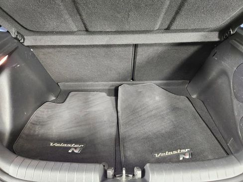 Used 2020 Hyundai Veloster N w/ Performance Package image 33