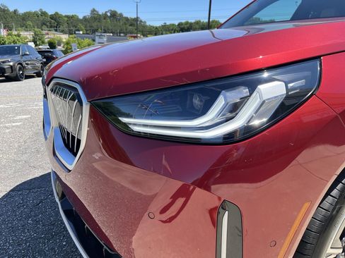 Certified 2025 BMW X3 xDrive30 w/ Premium Package AWD/4WD image 11