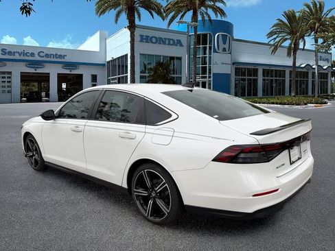 Used 2024 Honda Accord Sport image 6