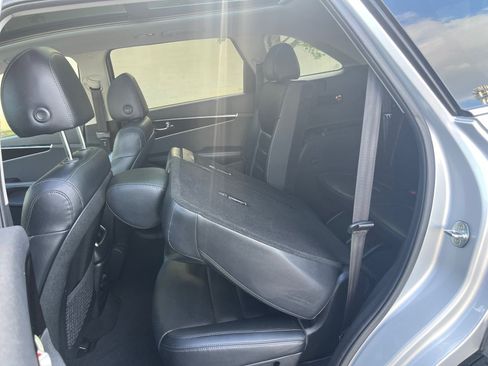 Used 2020 Kia Sorento EX FWD image 34