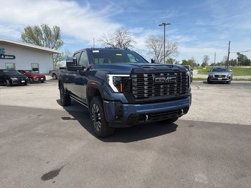 New 2026 GMC Sierra 3500 Denali Ultimate AWD/4WD image 4