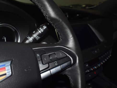 Used 2020 Cadillac XT4 Premium Luxury image 29