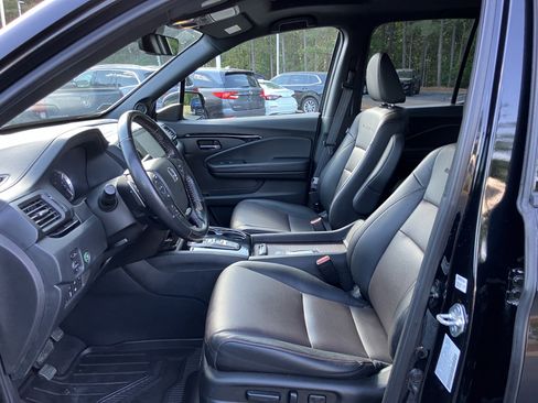 Certified 2023 Honda Ridgeline Black Edition image 16