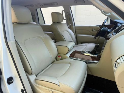 Used 2019 INFINITI QX80 Luxe w/ Proassist Package AWD/4WD image 26